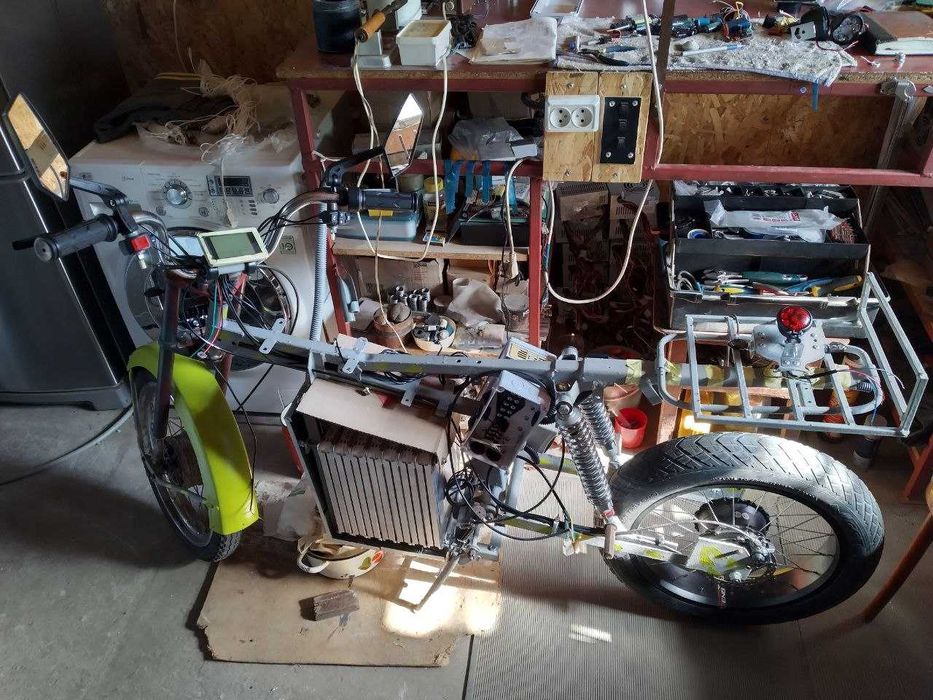 Электромотоцикл.