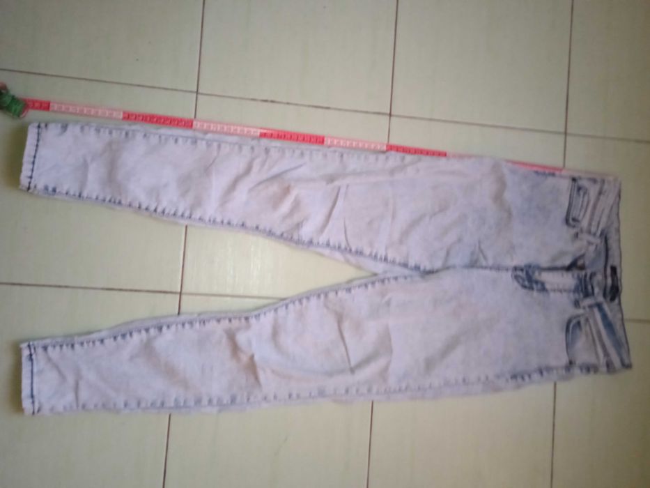 11 пар джинсов для девочки вместе на 12 лет рост 152 см(худая)