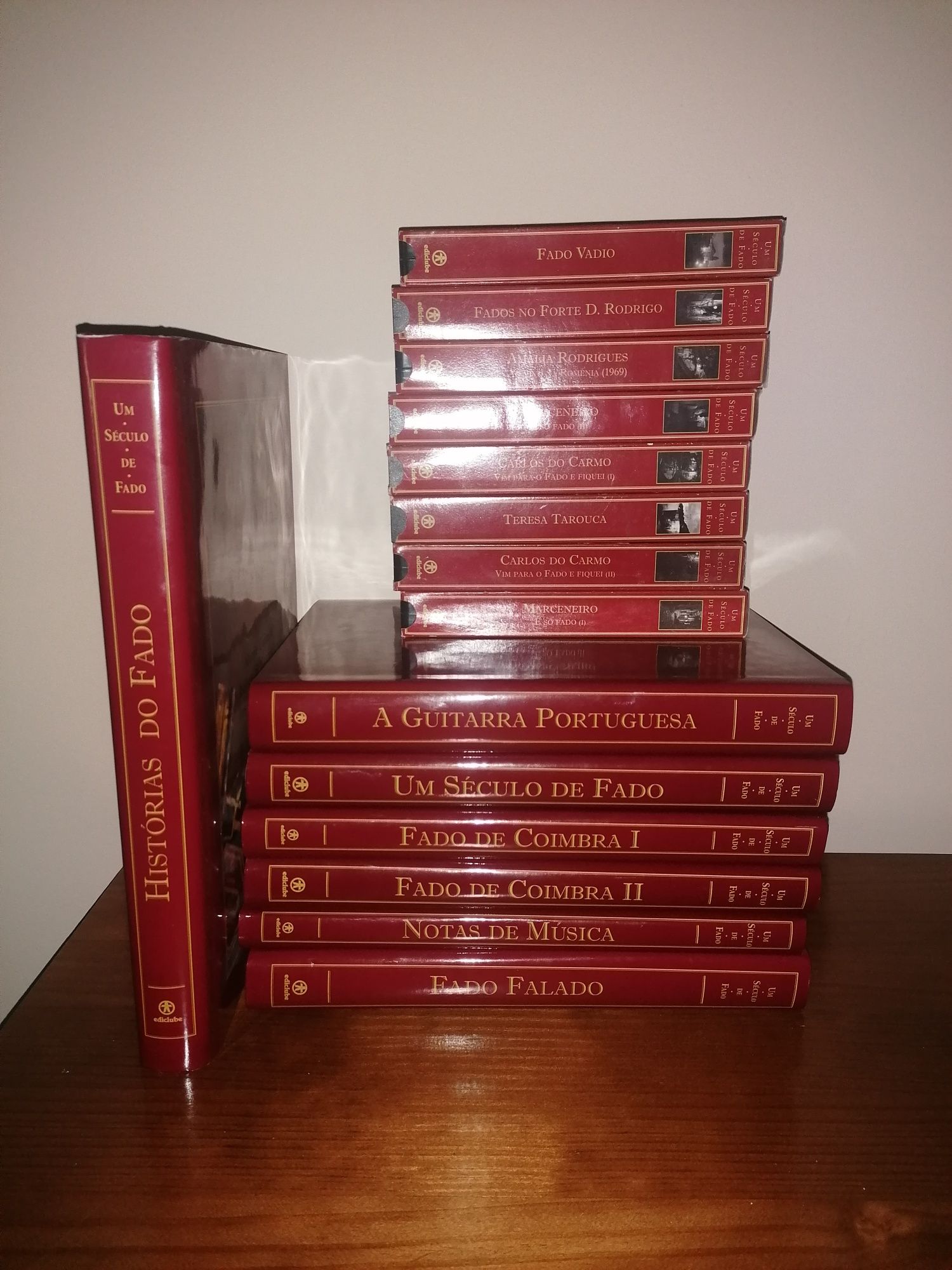 Coleção um século de fado - 7 Livros e 8 Cassetes