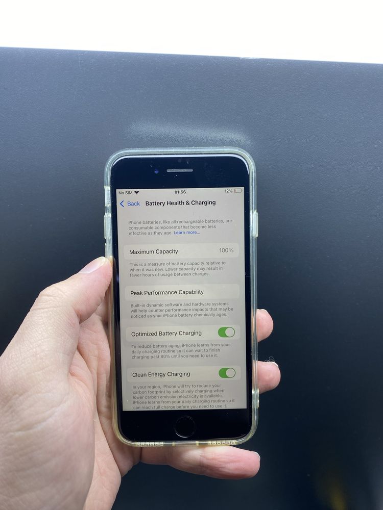 Iphone SE 2020 Meverlock 100%.