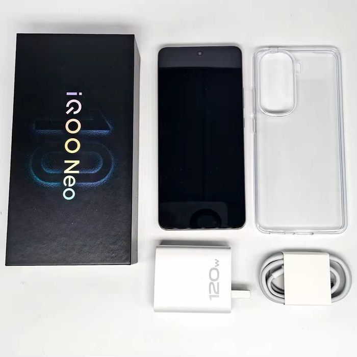 Vivo Iqoo Neo 10 12/256 GB Snapdragon 8 gen 3 Black/Orange