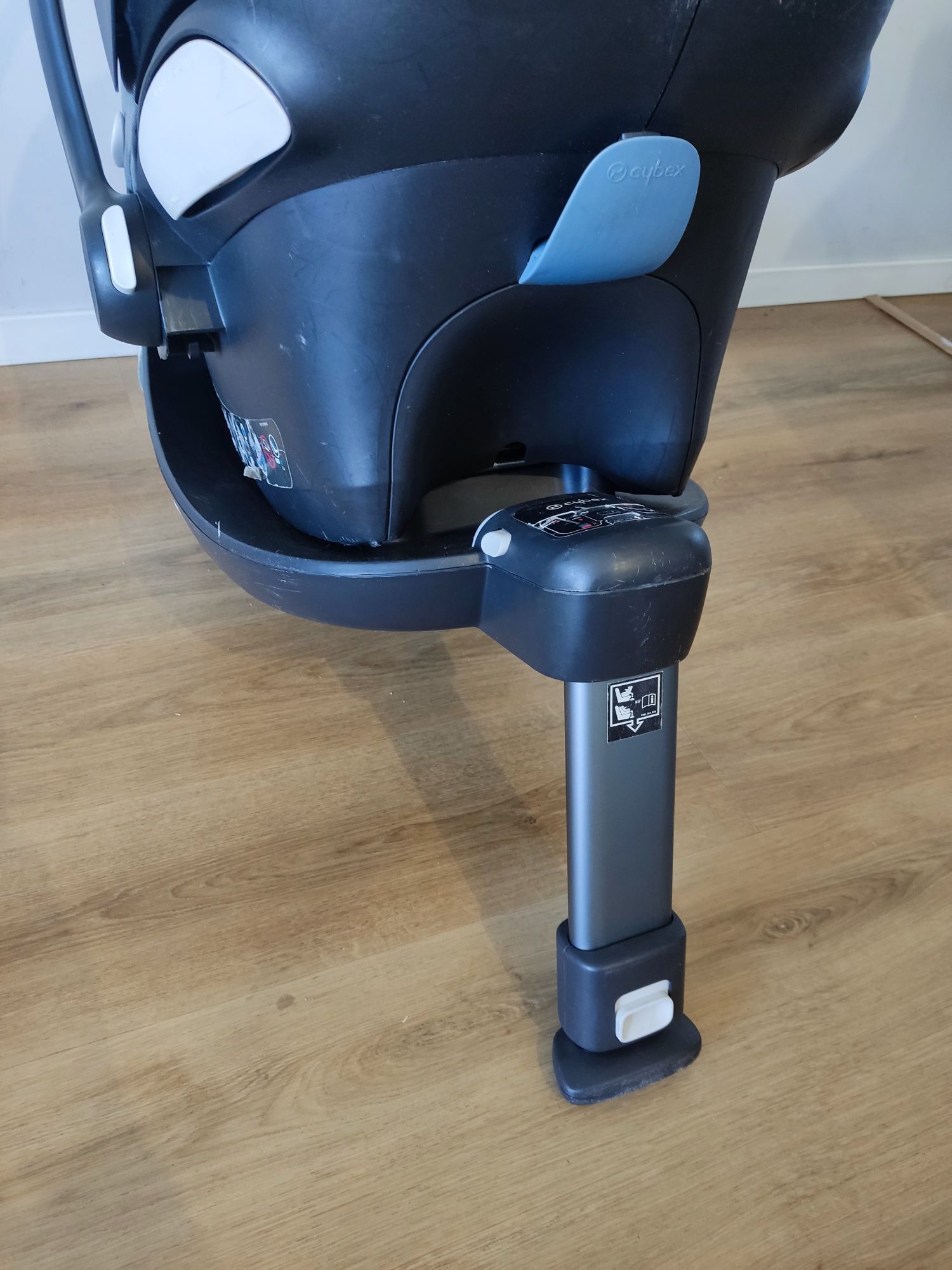 Cybex Aton M + baza ISOFIX