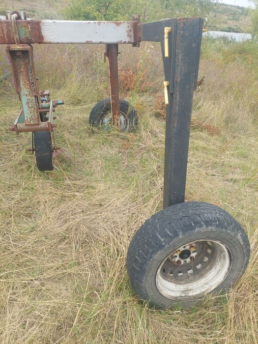 Крн 5.6 прополочний культиватор з транспортним