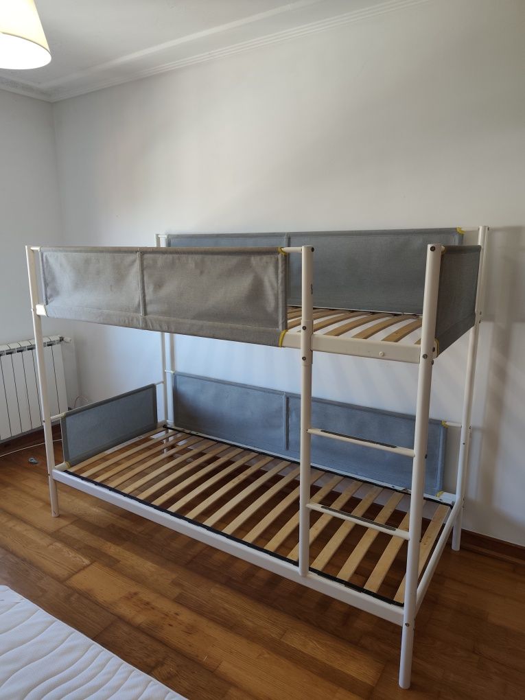 Beliche IKEA em ótimo estado