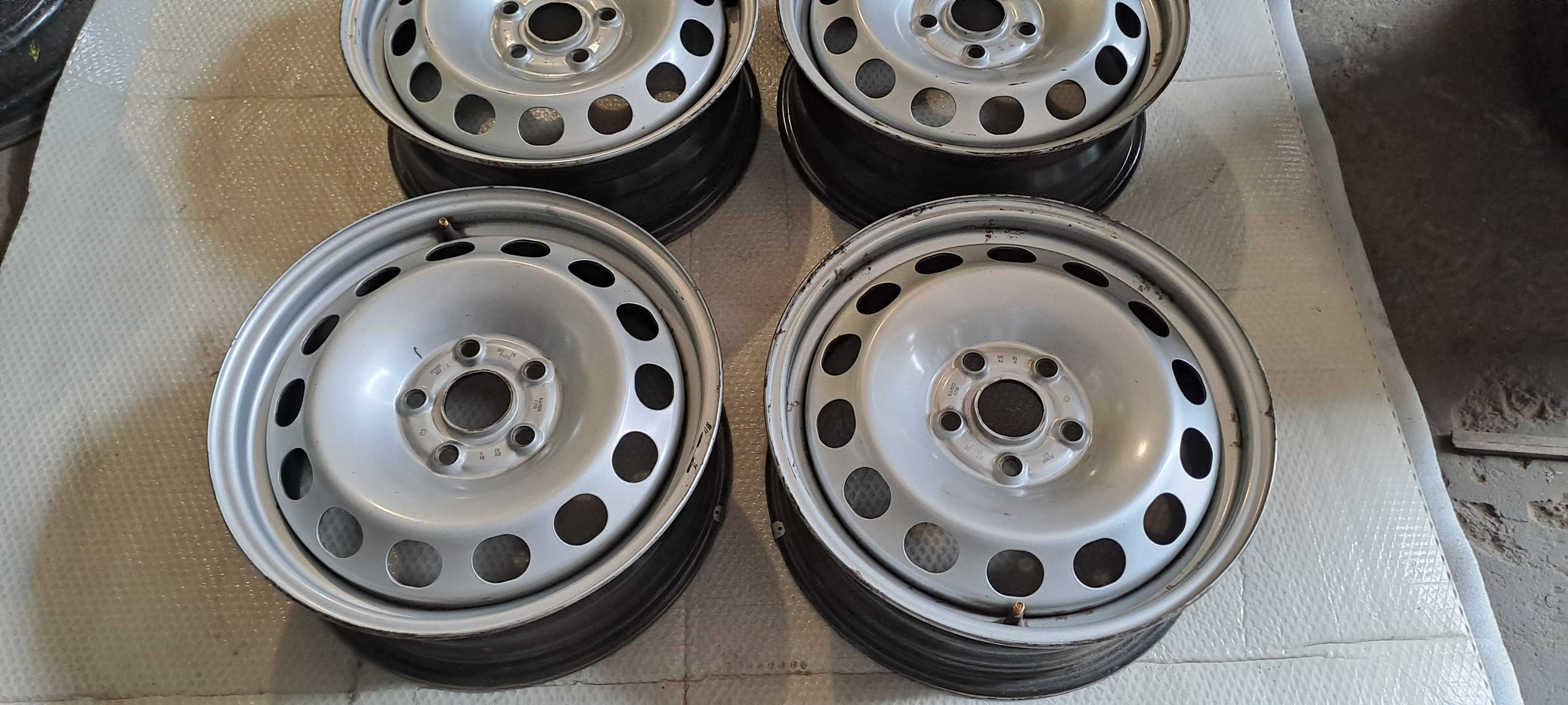 VW 2K3 CADDY ORG. Felgi stalowe 6J / 16" / 5x112 ET50 Komplet 4 szt