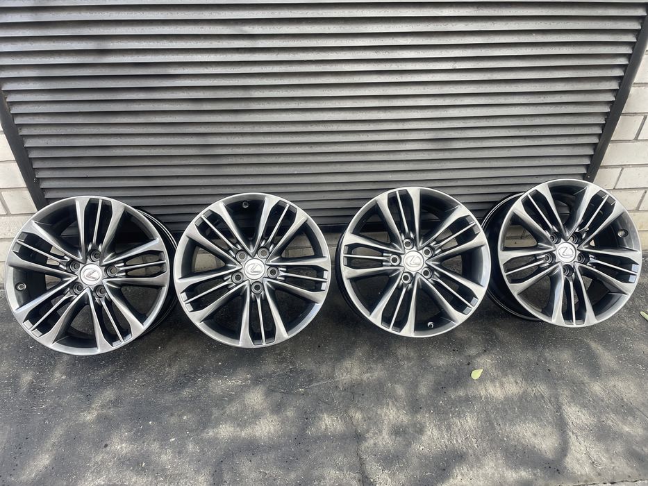 Диски R17 5/114.3 Toyota Lexus Original