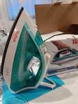Продам нову праску (утюг) TEFAL