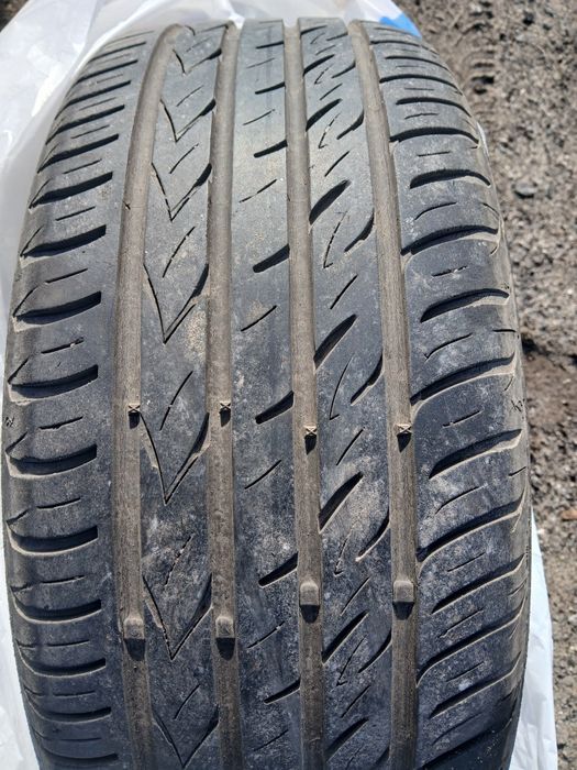 Opony letnie 215/50 R17