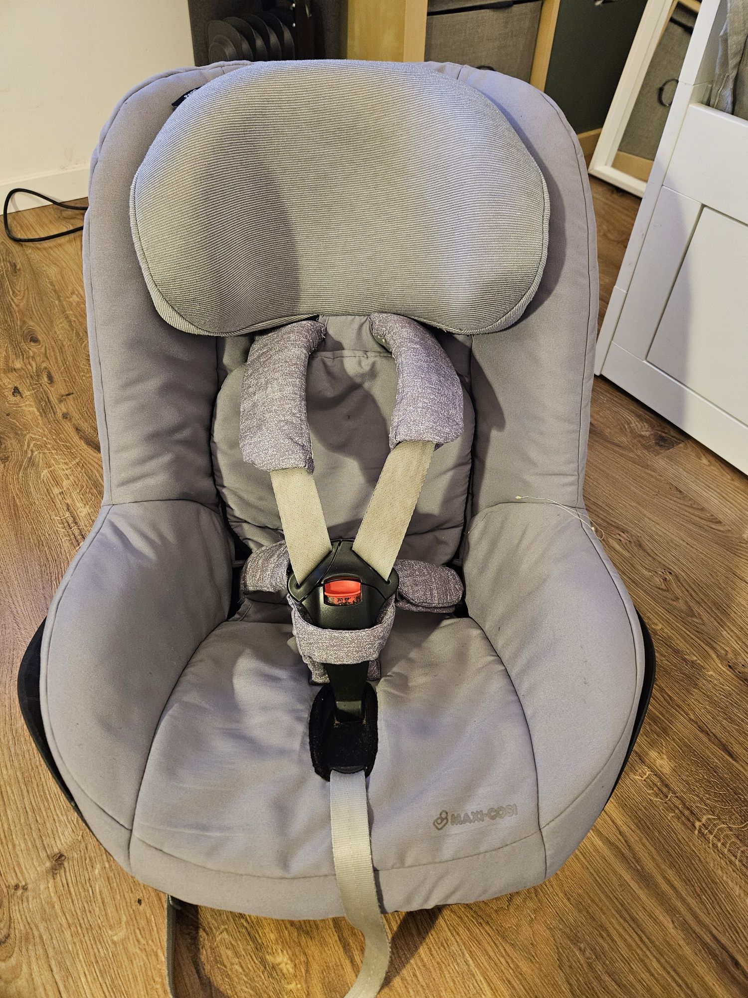 Maxi Cosi Pear fotelik z bazą FamilyFix