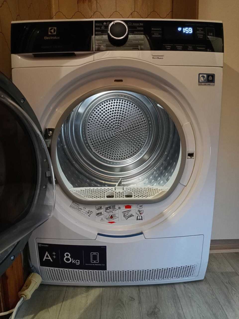Продам сушильну машину Electrolux EW8HR258B. Лише самовивіз!