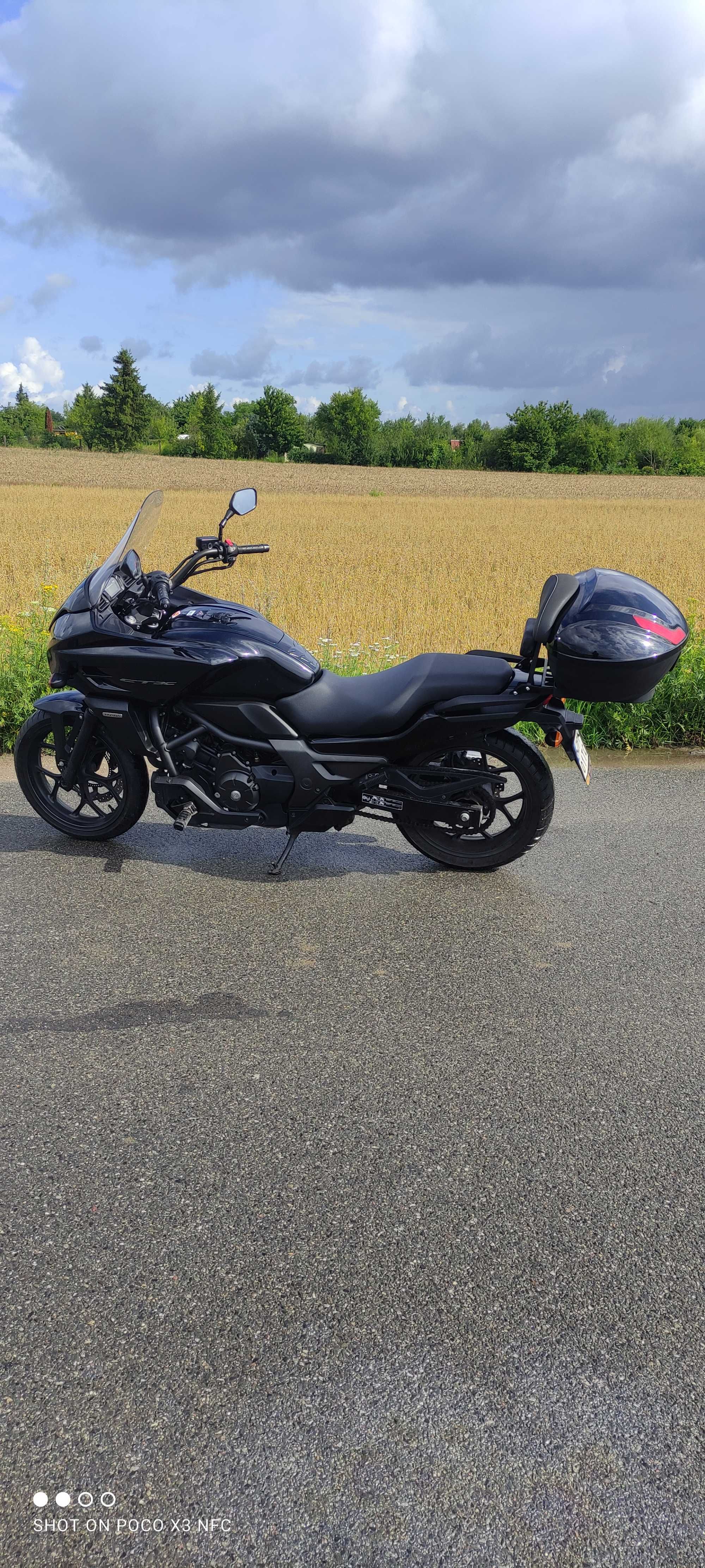 HONDA CTX 700 automat 2014 r. ABS  52 000 km zamiana transport