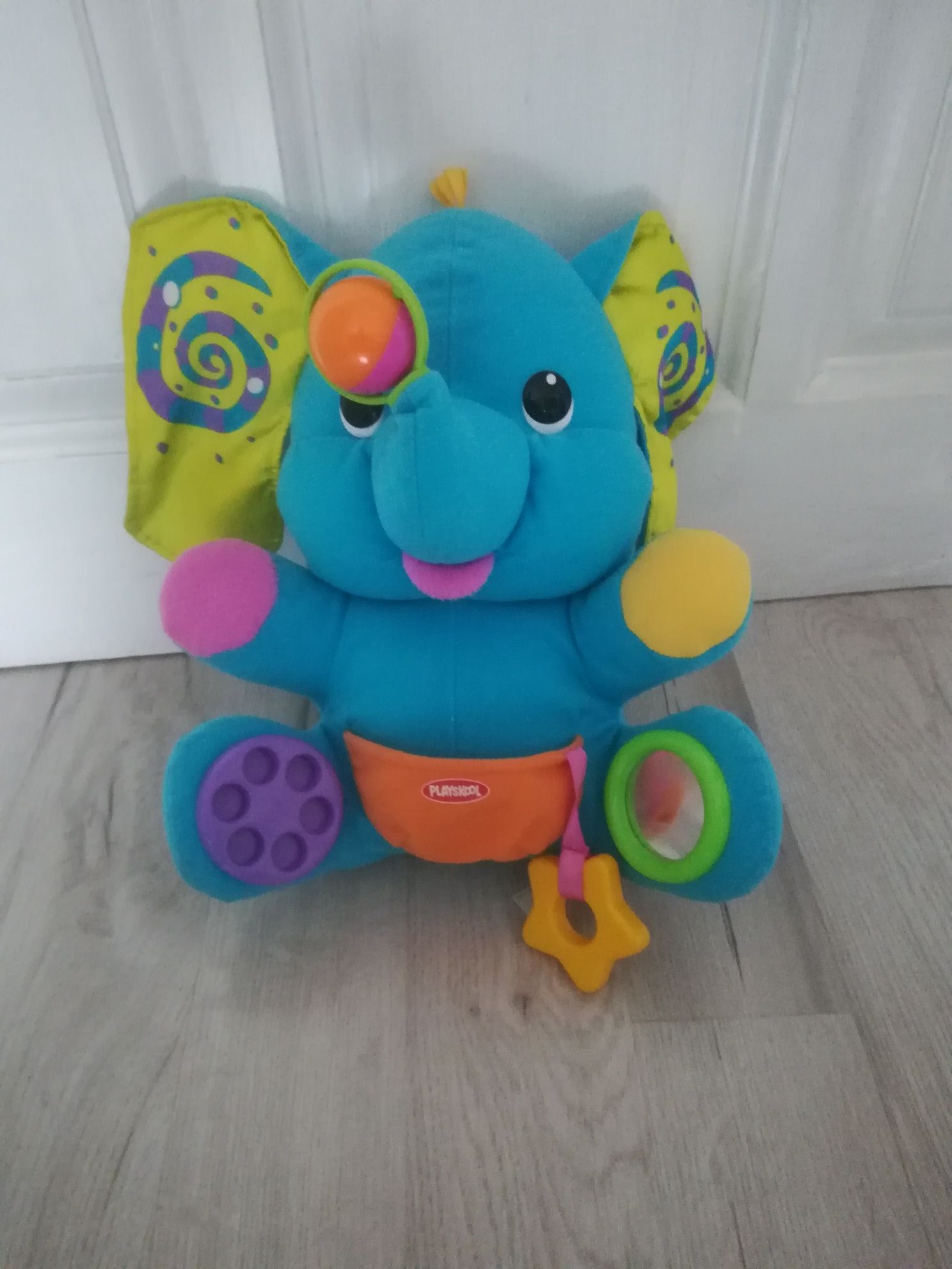 Słonik aktywizujący dla niemowląt Playskool. Okazja.