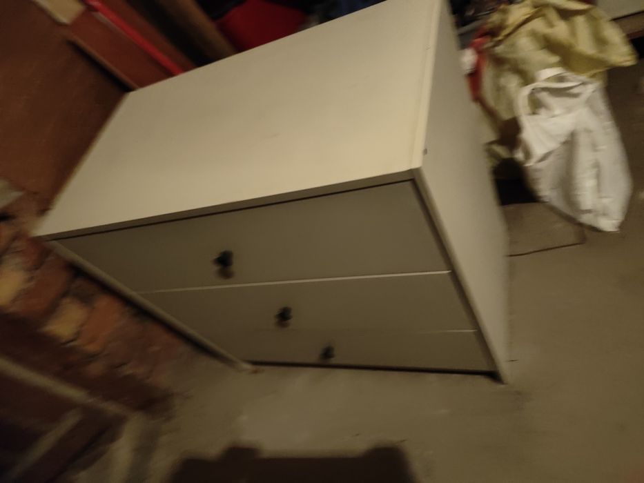 Komoda biała zadbana