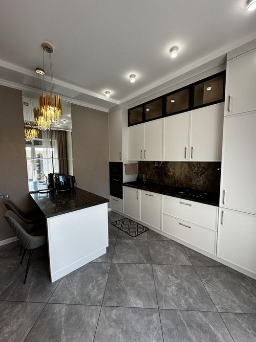 Новый, современный дом. Совиньон. Без КОМИССИИ