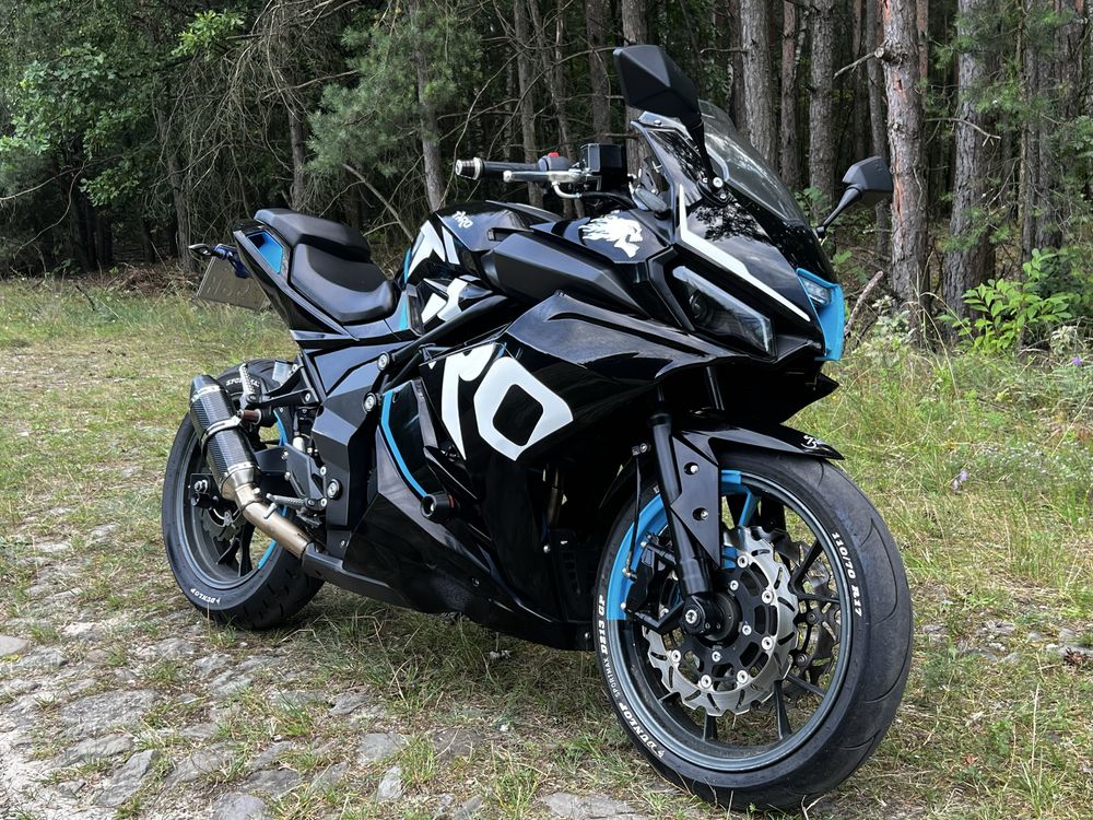 Taro Gp1 Barton Blade 125