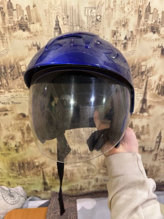 Продам шлем 350 грн