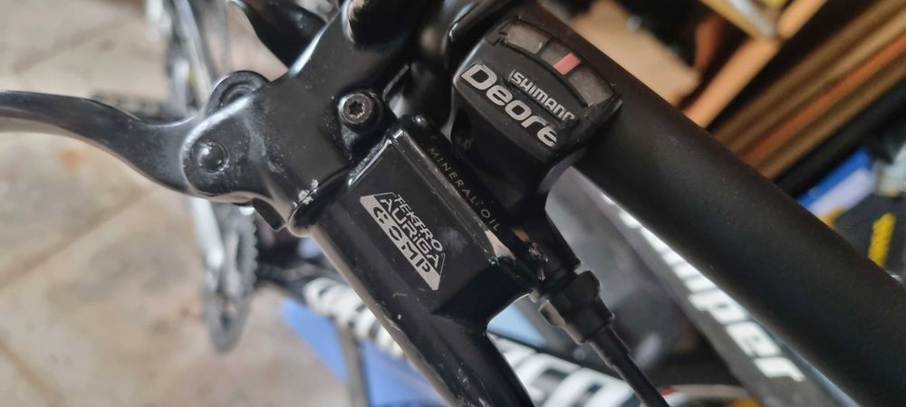 Specialized Stumpjumper , Manitou R7 , Mavic Cross, Shimano Hollowtech