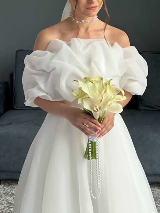 Продається весільна сукня