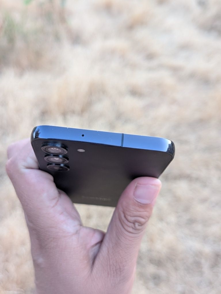 Samsung s23 plus (8/256 Snapdragon sim+esim камерафон неверлок)