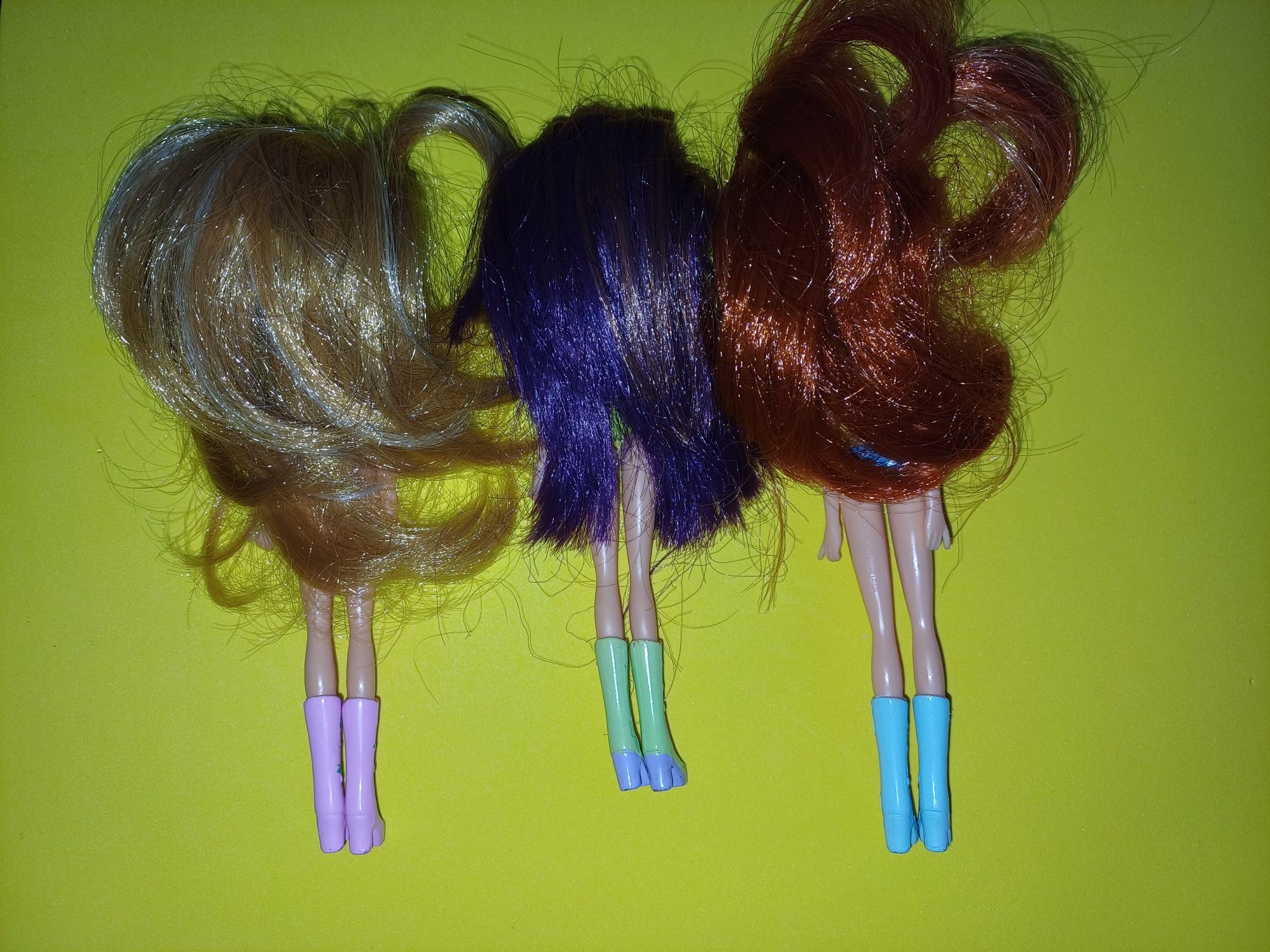 Conjunto de 3 bonecas Winx.