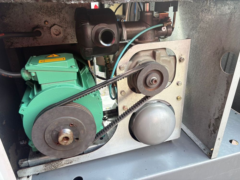 Kompresor Atlas Copco GA7 7.5kW 1.2m3 7.5BAR