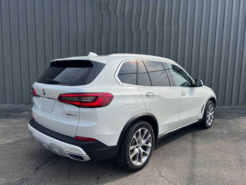 BMW X5 xDrive40i      2020