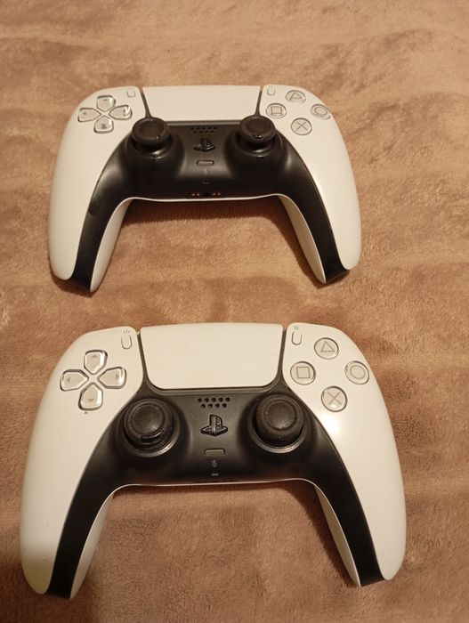 Pady do konsoli PlayStation 5