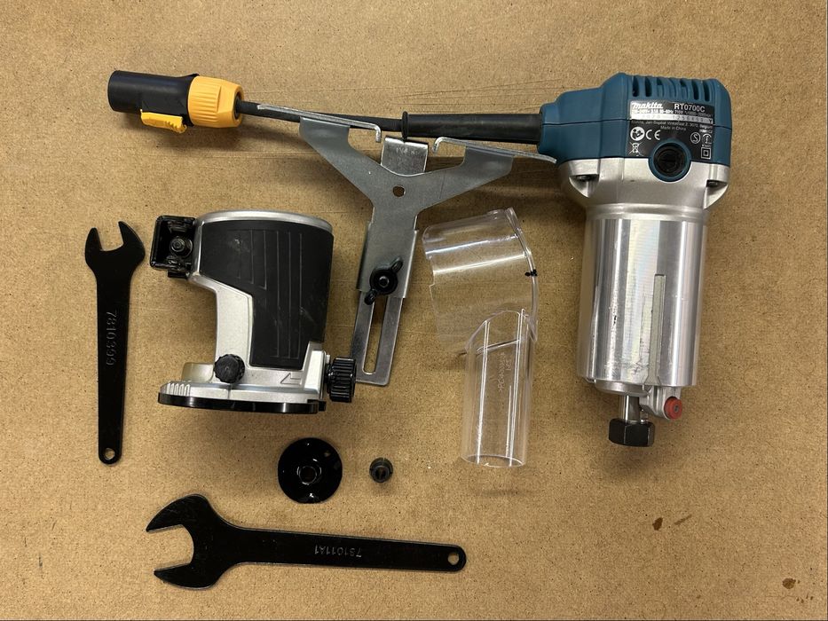 Frezarka Makita RT0700C  akcesoria krawedziowka krawedziow