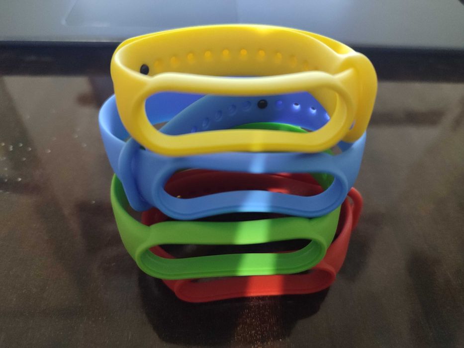 Ремінець для фітнес браслету mi band 7/6/5 4шт. 350грн
