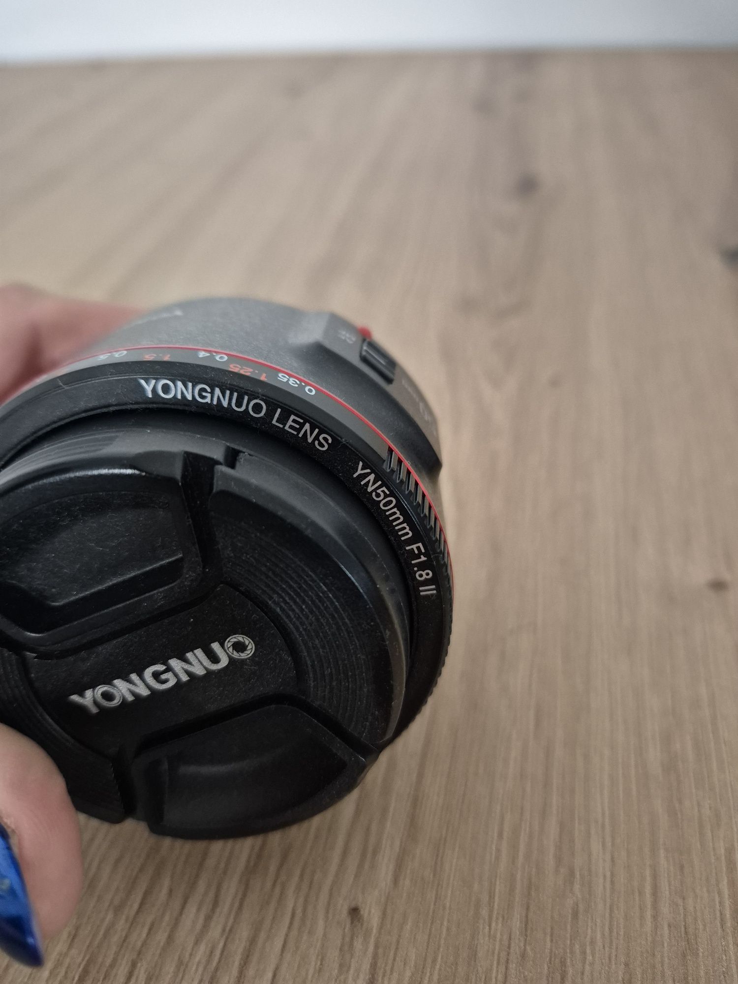 50mm f/1.8 YONGNUO