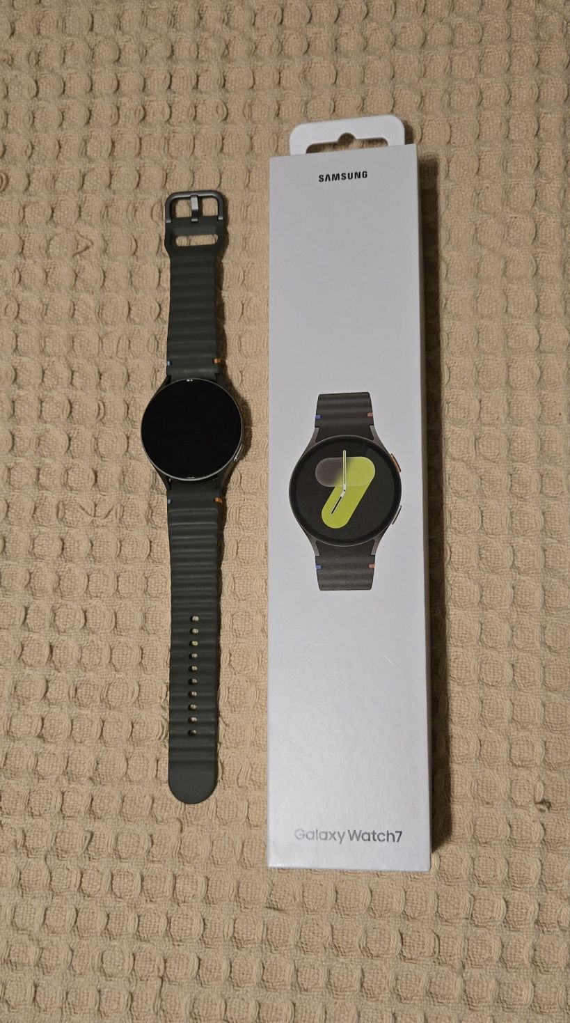 Samsung watch 7 Green