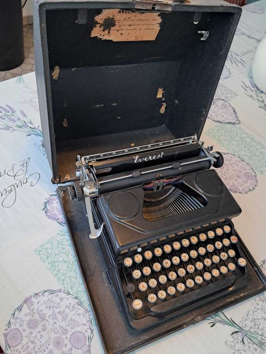 Máquina de escrever portátil Everest Mod.90 Vintage anos 50