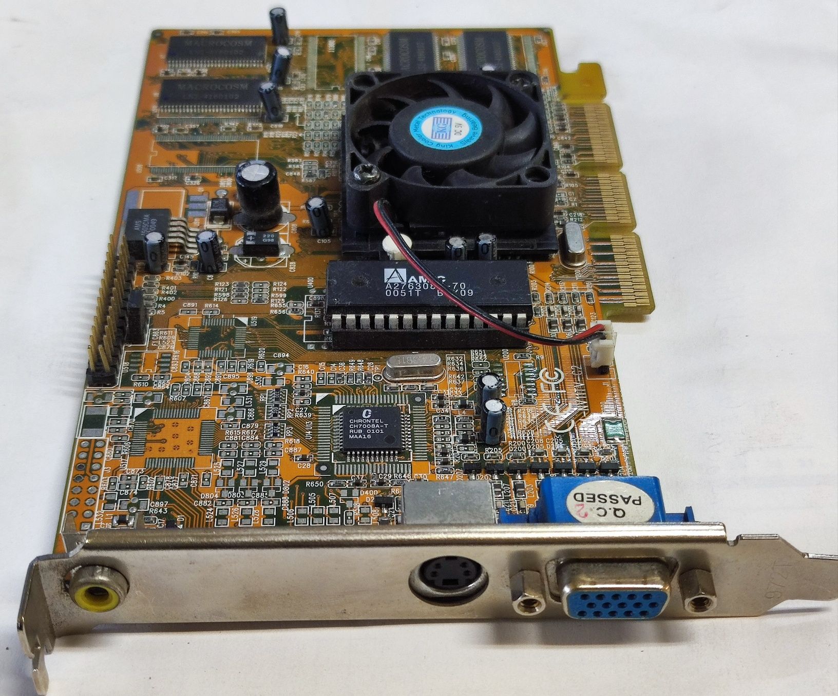 Karta graficzna GeForce ANV11C24P-32MB na złączu AGP