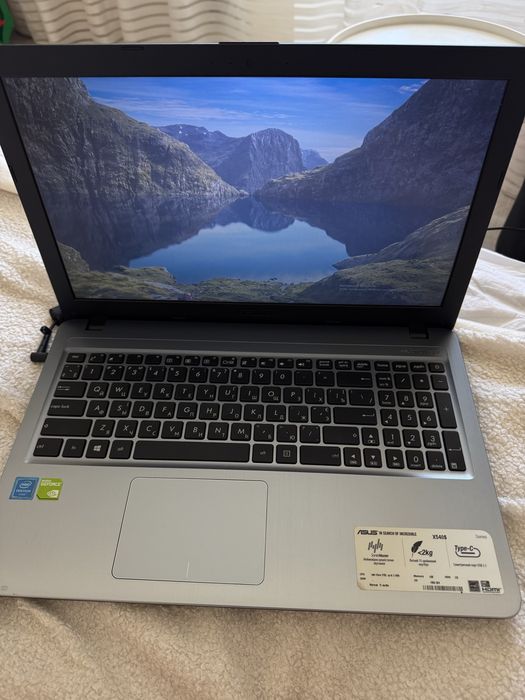 Ноутбук Asus x540s