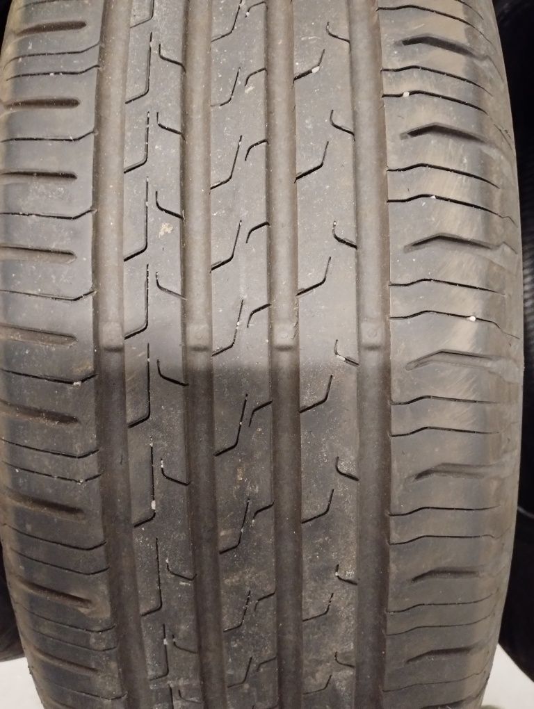 Opony letnie Continental 215/65 R 17