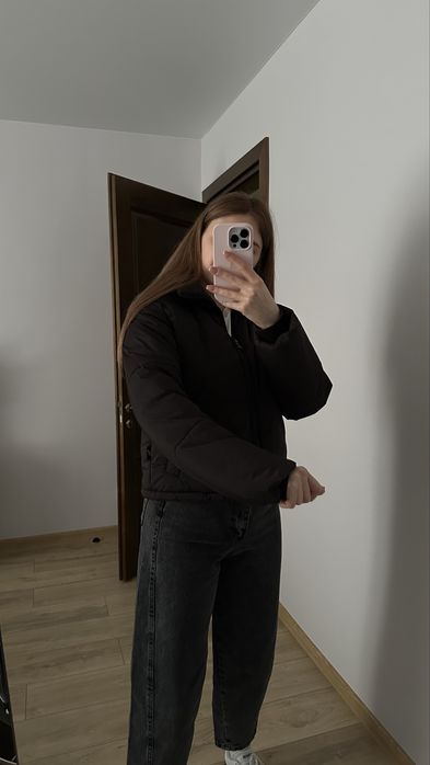 Куртка коротка