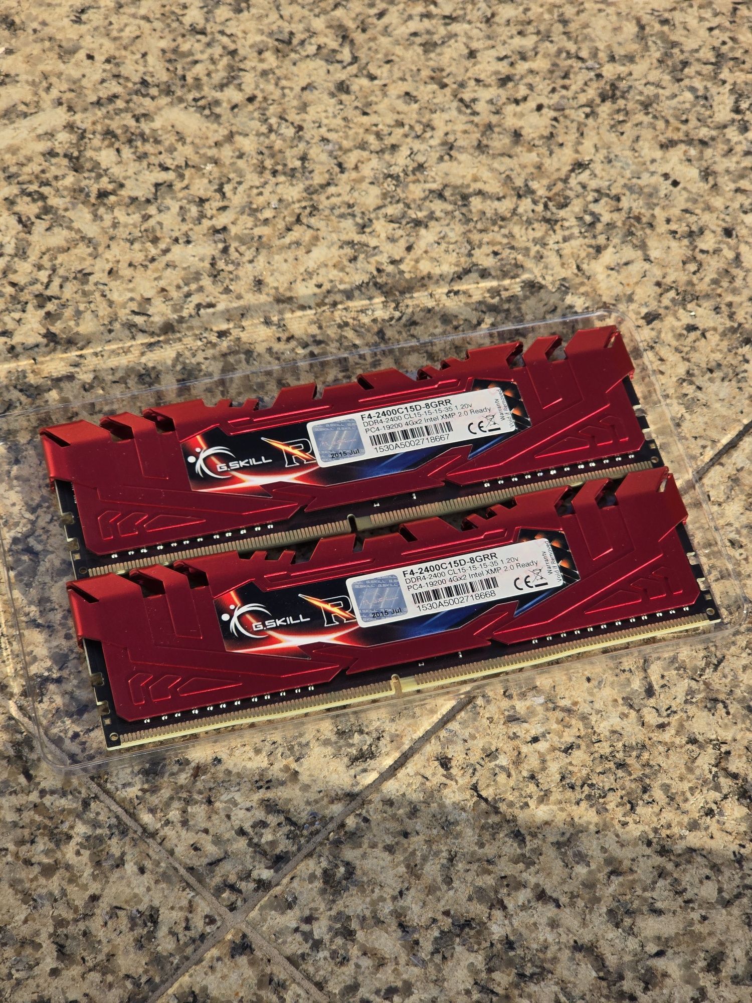 Kit G.SKILL Ripjaws 4 – 16GB (2x8GB) DDR4 2400MHz