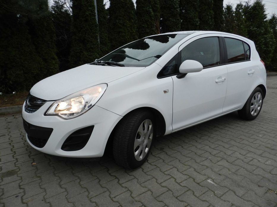 Opel Corsa D 5 drzwi Klima 1,2i