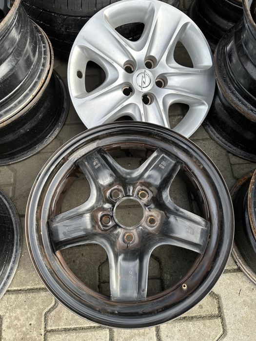 6,5j x 16" et39 5x110 strukturalna felga 1 szt kołpak