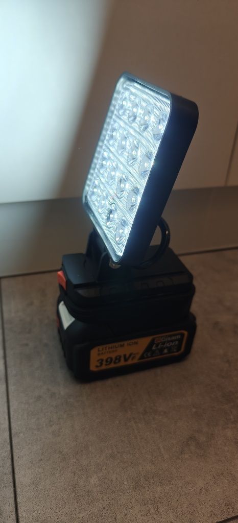 Lampka Led do akumulatorów Makita i kompatybilnych