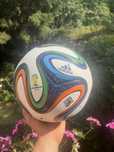 Piłka Adidas Brazuca