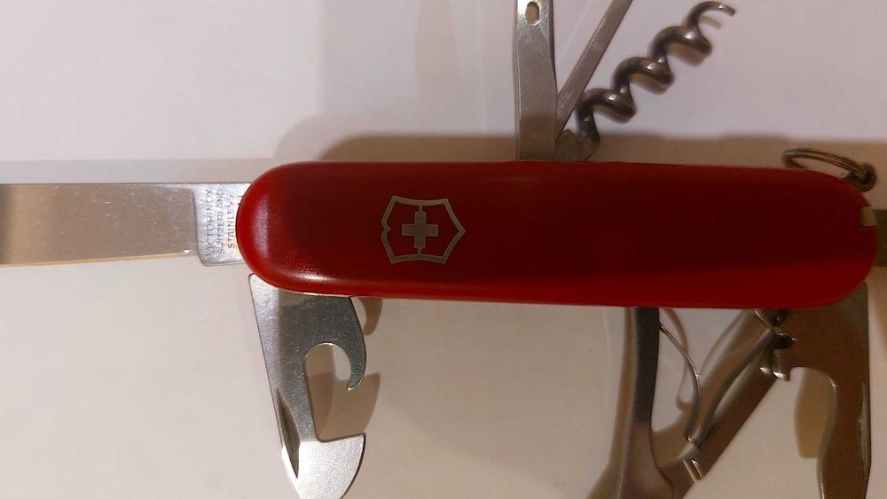 Складаний ніж Victorinox Climber 1.3703 (Червоний)