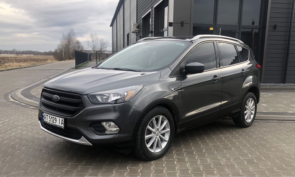 Продам Ford Escape 2019 року