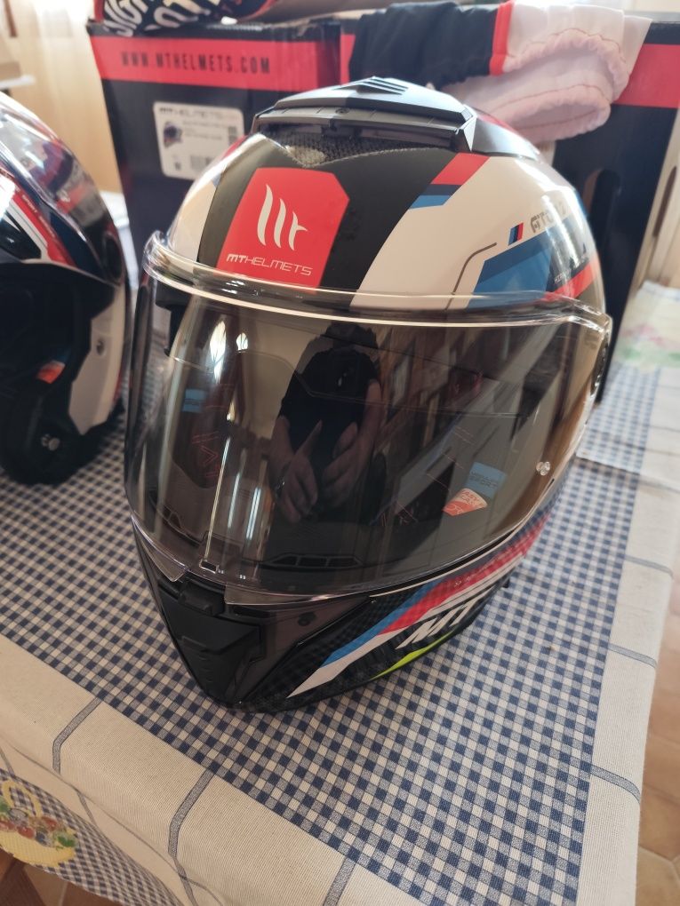 Capacete MT Helmets