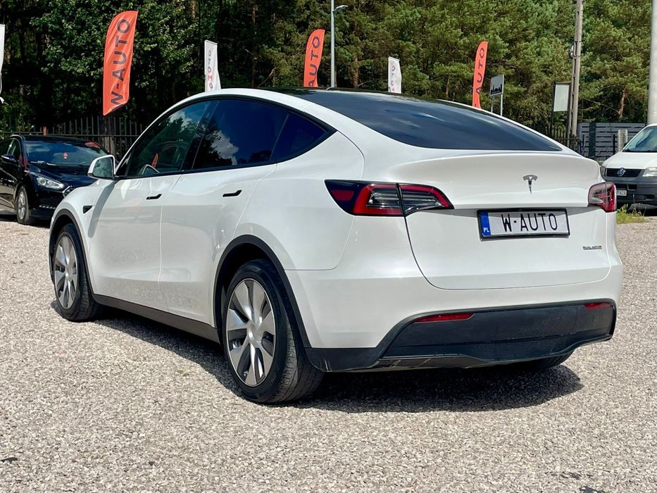 Tesla Model Y Long reng 82 kwh, 514 л с