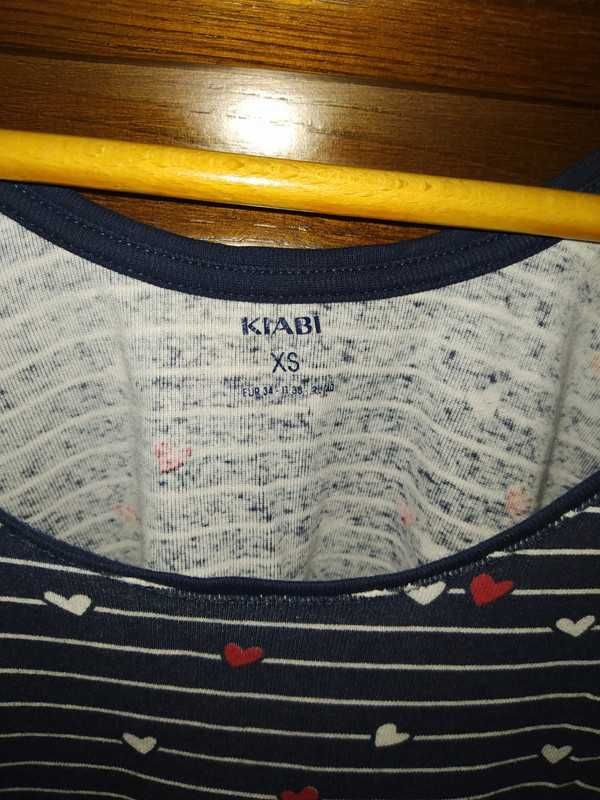 Blusa alças Kiabi riscas/corações