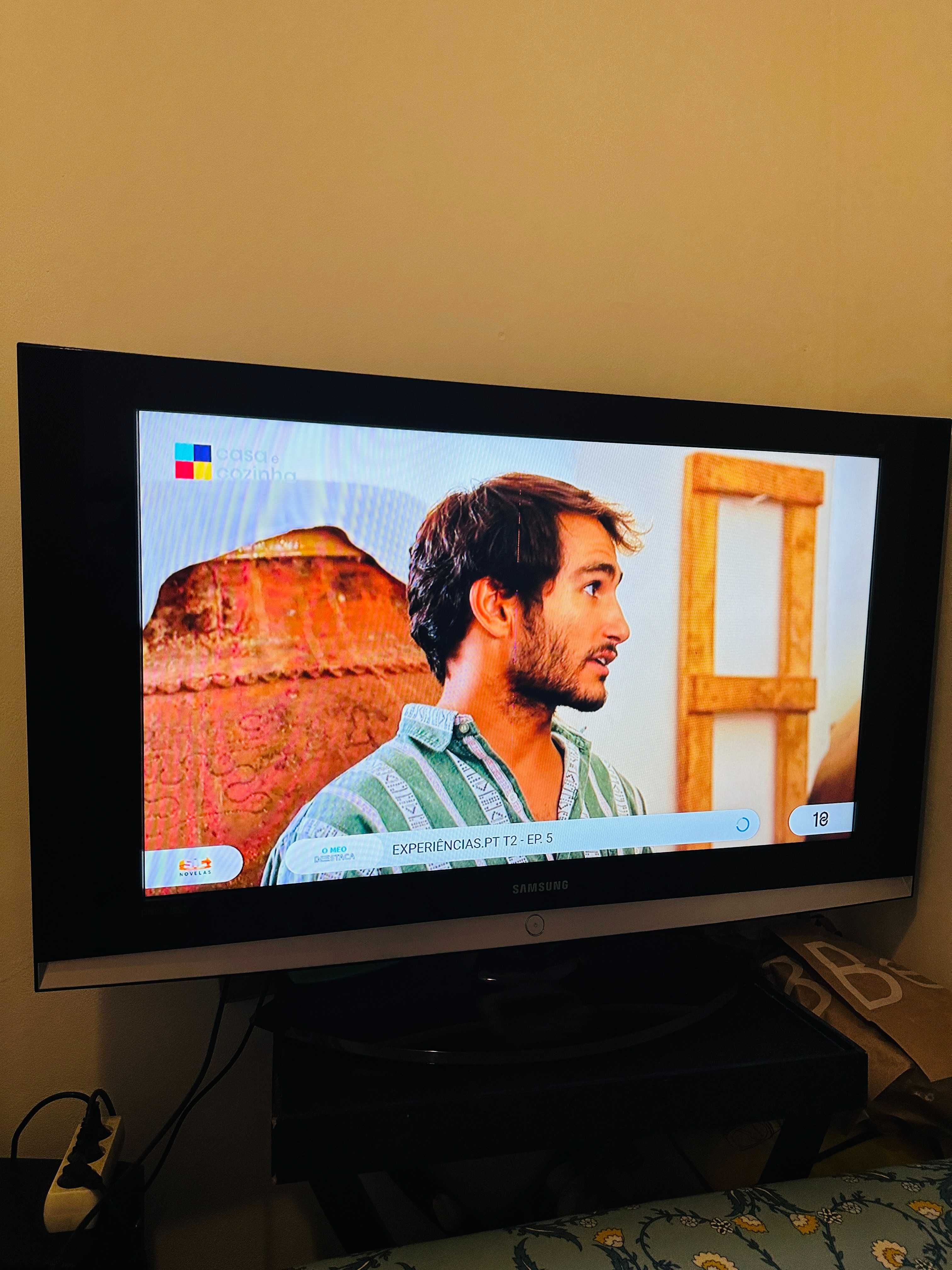 Samsung 43" Full HD TV - Usado