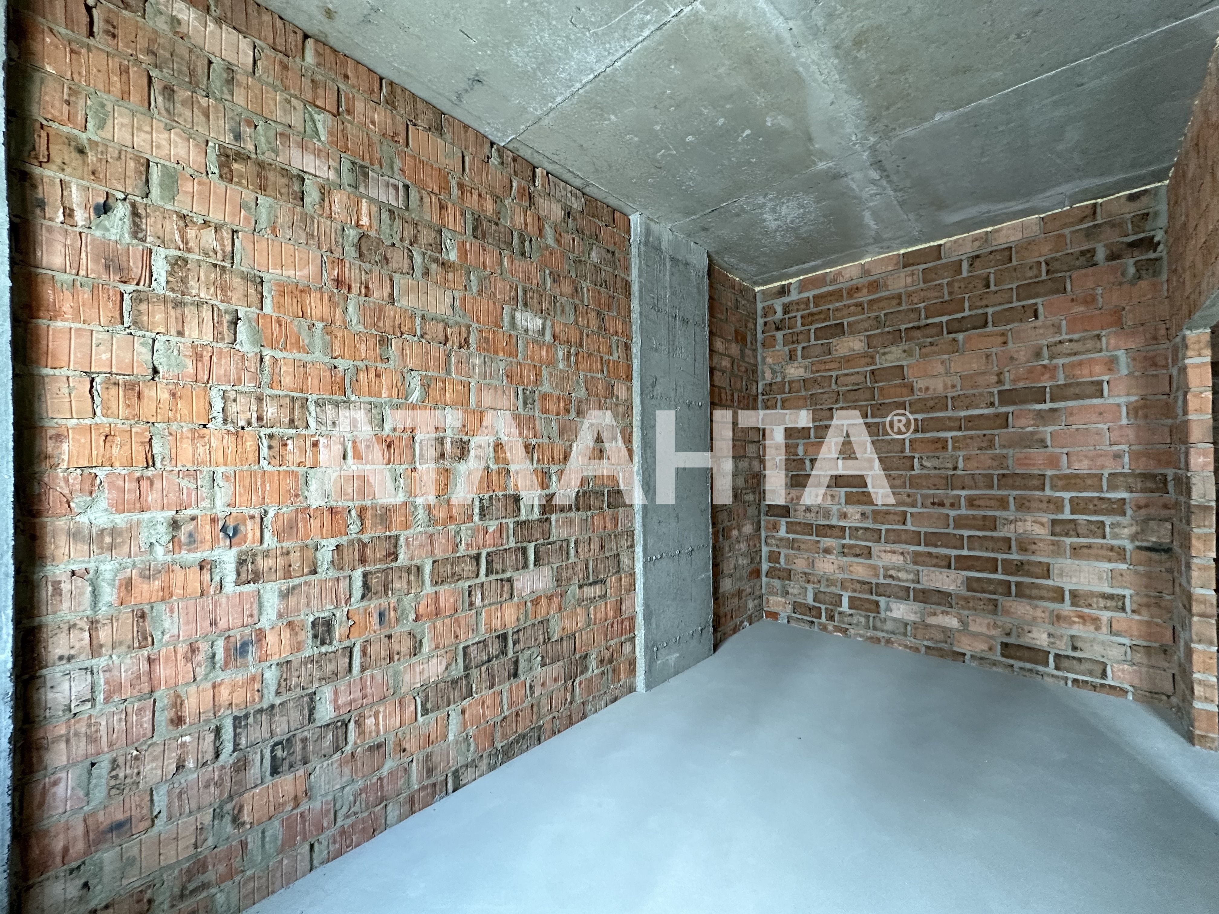 Продаж 1-кім. квартири в 2 будинку ЖК SILENT PARK по вул. Орлика