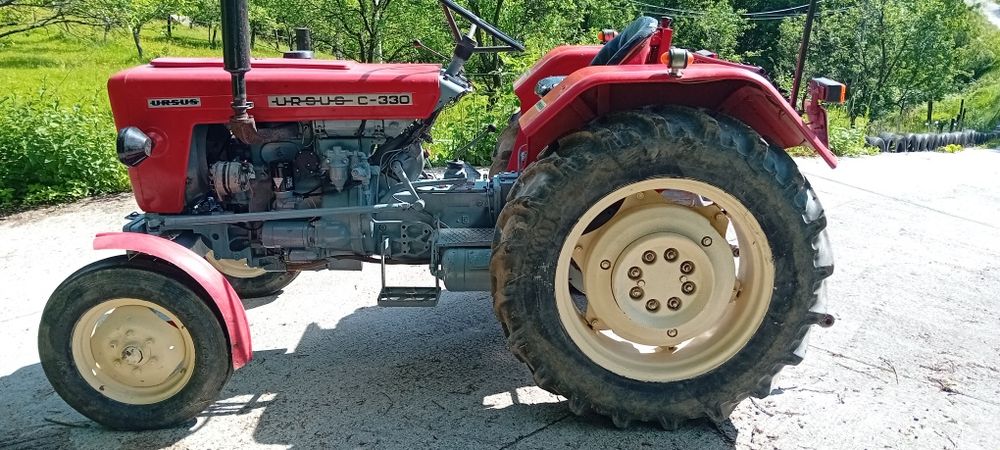 Ciagnik Ursus c 330