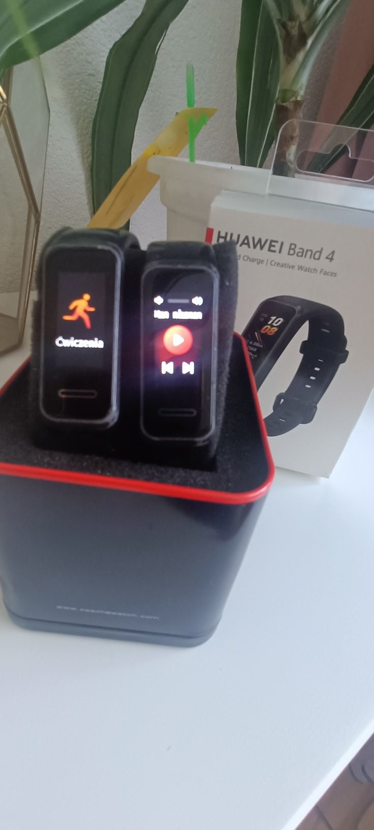 Dwie opaski Huawei Band 4